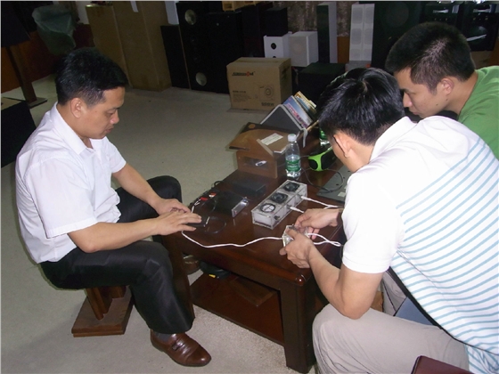 送給毅廷喇叭廠的銷售人員！