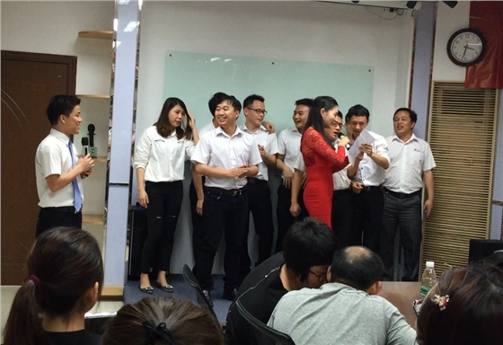 毅廷音響總結會議之合唱