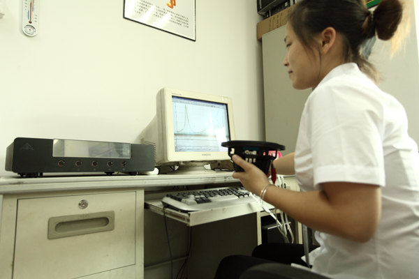  我想問下怎么能分別這些喇叭的好壞呢？